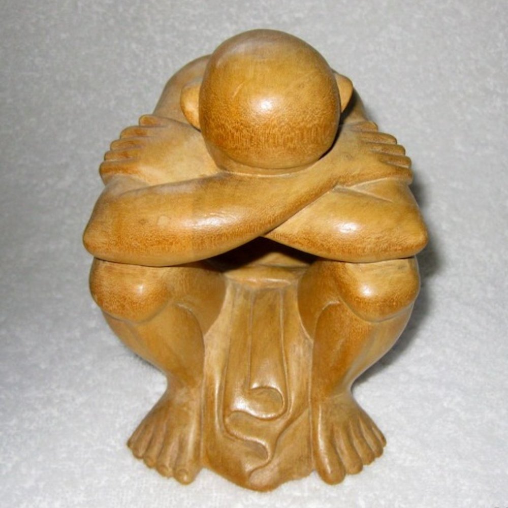 CONTEMPLATING MAN - Carving/Sculpture